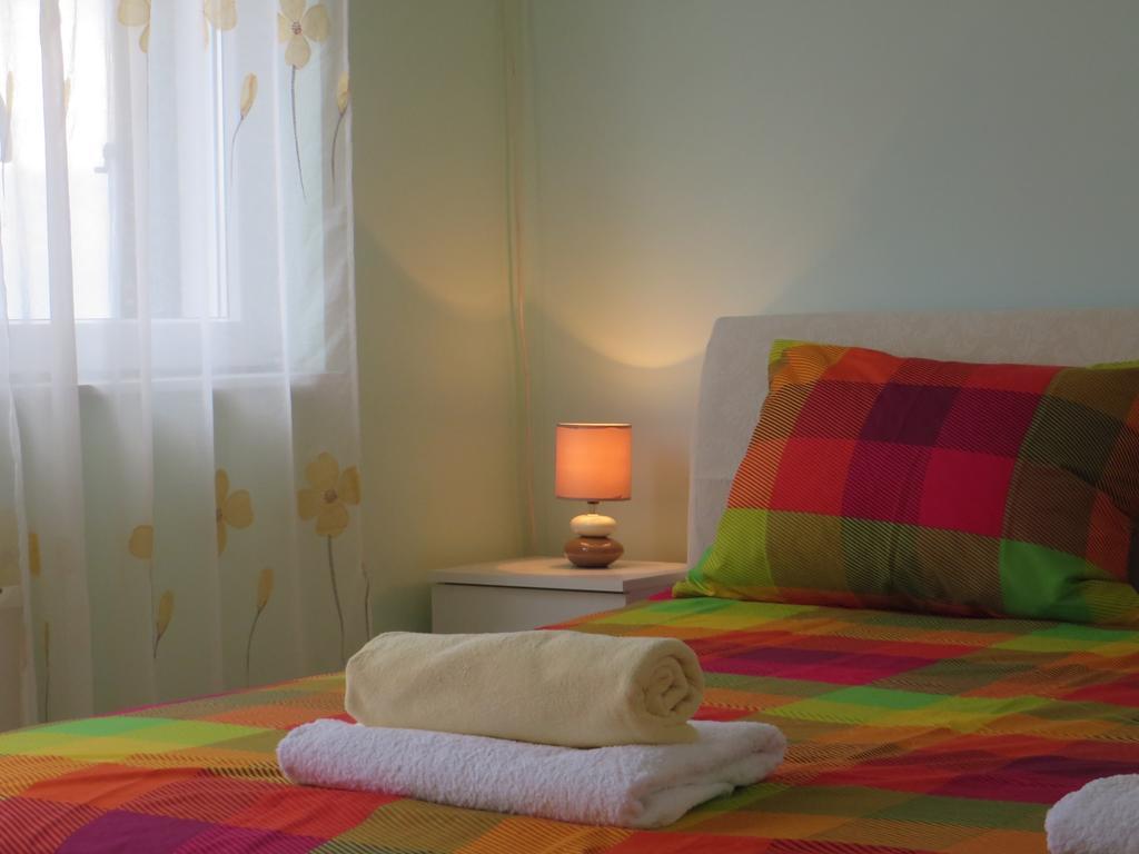 Apartment Simaris - Spacious With Terrace And Sea View شيبينيك المظهر الخارجي الصورة